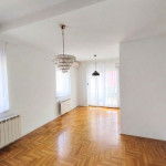 *Kajzerica*penthouse 52 m2 sa terasom 40 m2*namješten*odmah useljiv*