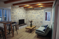 Kamena kuća, Dobri, Split