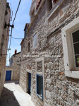 Kamena kuća, 35m od mora, otok Prvić, Vodice, 190000€
