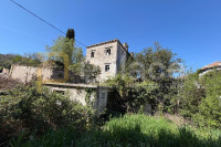 Kamena kuća za renovaciju nadomak mora na Zlarinu