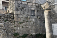 Kamena kuća u strogom centru