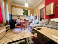 Kantrida, stan u prizemlju s okućnicom, 100m od mora