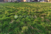 Karlovac, Donja Švarča, građevinsko zemljište 550 m², odlična lokacija