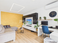 KASTAV, REŠETARI - Kompletno adaptiran i uređen 2S+DB stan, lođa, pogl
