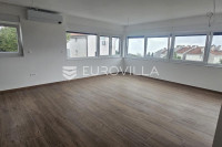 Kastav, Rešetari, najam, četverosoban stan s loggiom u novogradnji