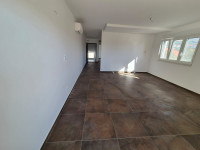 Kaštel Kambelovac, novogradnja, poslovni prostor, 60 m2