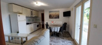 Kaštel Kambelovac, smještaj za radnike, dvosobni stan 80 m2