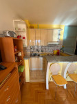 KAŠTEL ŠTAFILIĆ-JEDNOSOBAN STAN 48M2, parking, 500m od mora