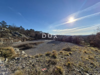 Klana, Škalnica, građevinsko zemljište 1271 m², pogled na more