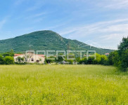 Građevinsko zemljište 1.760 m² – Konjsko, Klis