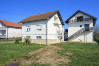 Kloštar Ivanić, 2 kuće i gosp. zgrada na zemljištu 2318 m2
