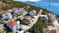 KOMARNA – POTPUNO NAMJEŠTEN APARTMAN S PROSTRANOM TERASOM