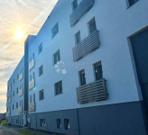 Stan iz snova s terasom, podnim grijanjem i liftom - useljenje uskoro