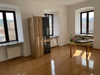 Kompletno adaptiran 5SKL stan, 139 m2, odlična lokacija