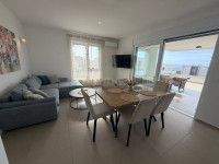 NOVALJA , LUKSUZNI PENTHOUSE , 3S+DB, 101 m2, terasa, jacuzzi