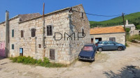 KORČULA - SMOKVICA! KAMENA KUĆA ZA RENOVIRANJE!