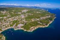 KOSTRENA - GRAĐEVINSKI TEREN NA SUPER LOKACIJI!