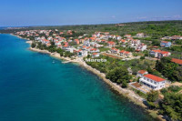 Kožino - građevinsko zemljište 1602m2, 230m od mora!!!