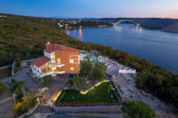 Kraljevica, luksuzna vila s bazenom i panoramskim pogledom