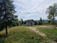 Krapinske Toplice - Vrtnjakovec, kuća sa zemljištem na vrhu brda