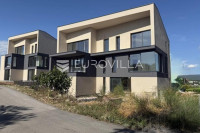 Krk, grad Krk, dvoetažan stan 105,54 m2 u luksuznoj novogradnji