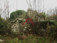 Krk, Kras, ruševna kuća za adaptaciju