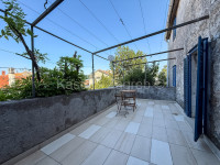 Krk, unikatna kuća 269 m2 + dvorište 120 m2