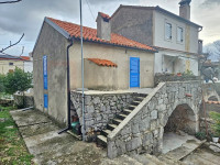 Krk, okolica, stara kamena renovirana kuća u nizu, PRODAJA!