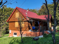 Krnjak - prodaja drvene kućice s galerijom