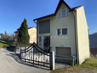 Kuća 304 m2 | Krapinske Toplice | 3 stambene jedinice + podrum