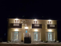 Kuća sa 6 apartmana, Umag