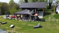 KUĆA (70 m²) NA PARCELI OD 3019 m² – SV. KRIŽ ZAČRETJE