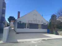 Kuća (81 m2) PRODAJA Biograd na Moru, 4 s, bazen, vrt, 400 m od mora S