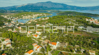 Kuća na atraktivnoj lokaciji, 240 m2, Lumbarda, otok Korčula