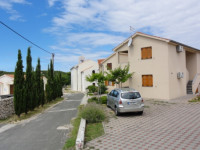 Kuća: Barbat Na Rabu, katnica 162 m2, dva odvojena apartmana