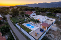 Kuća s bazenom, namještena, 97m2, Slivnica - Posedarje