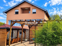 Kuća s bazenom i uređenom okućnicom – 280 m² [Đakovo]