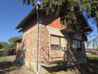 KUĆA U CENTRU DONJE MOTIČINE – VELIKA PARCELA OD 1.924 m2