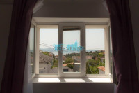 Kuća u centru Novog Vinodolskog sa parkirnim mjestom