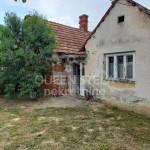 Kuća Cerje Nebojse 100m2, 5564 m2 zemljište, gosp.zgrade