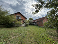 Idealna obiteljska oaza nadomak Krapinskih Toplica – kuća, dvorište i