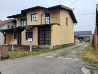 Kuća: Petrinja, 193.00 m2, DRAŽBA