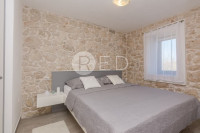 KUĆA S DVA APARTMANA