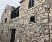 Kuća sa dva apartmana, Vela Luka