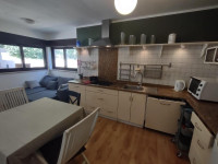 KUĆA SA DVIJE STAMBENE JEDINIC,PULA!