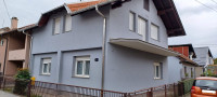 Kuća s dvije stambene jedinice, Žitnjak, Kozari Put / 1028 €/m2