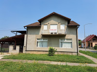 Kuća i dvorište, Belišće, 188 m²