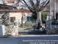 Kuća sa dvorištem u Pirovcu, 441m2 **U DOLASKU**