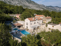 Kuća na idiličnoj lokaciji
