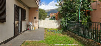 Kuća: Kaštel Novi, Dvojna kuća s vrtom i pogledom, 148.00 m2